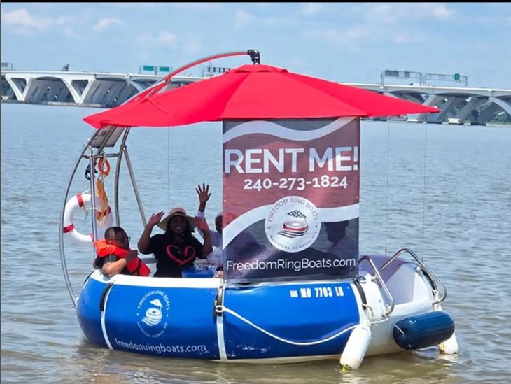 Polyethylene integrated yuhao bbq boat